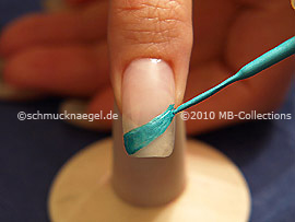 Nail art liner en turquesa