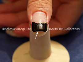 Esmalte de color negro