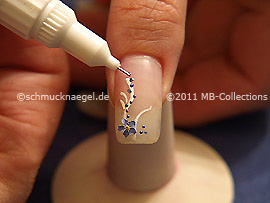 Nail art pen de azul gris