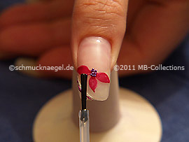 El esmalte transparente protege el motivo