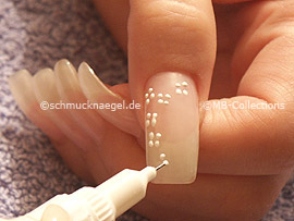 nail art pen de color blanco