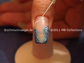 Nail art liner de color blanco