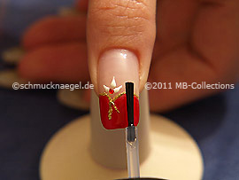 Al fin utilice el esmalte transparente