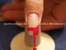 Esmalte de color fucsia