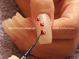 nail art liner de color verde oscuro