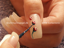 nail art liner de color verde oscuro