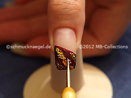 Spot-swirl y perlitas para uñas