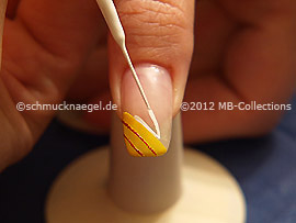 Nail art liner de color blanco