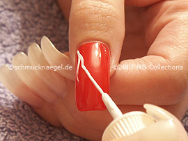 nail art liner de color blanco