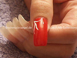 nail art liner de color blanco