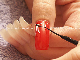 nail art liner de color negro y el nail art liner en plata-glitter