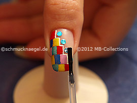 Al fin utilice el esmalte transparente