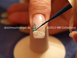 Nail art liner de color verde oscuro