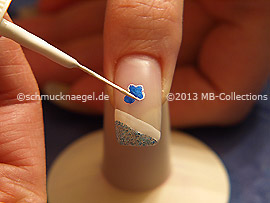 Nail art iner de color blanco
