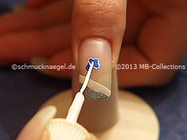 Nail art iner de color blanco