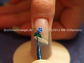 Nail art liner de color verde oscuro