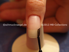 Esmalte en negro