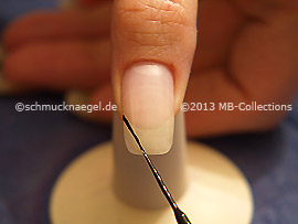 Nail art liner de color negro