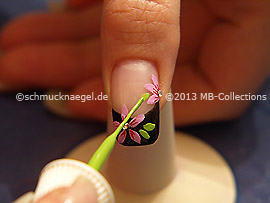 Nail art liner de color verde claro