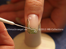 Nail art liner de color blanco