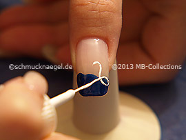 Nail art liner de color blanco