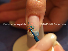Nail art liner de color verde oscuro