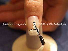 Nail art liner de color negro