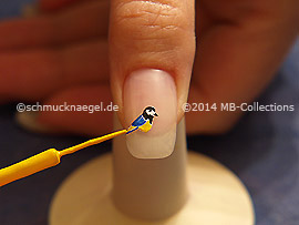 Nail art liner de color amarillo