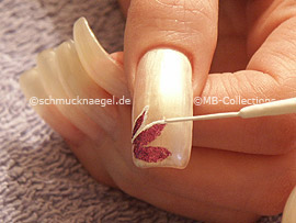 nail art liner de color blanco