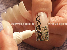 nail art pen de color blanco