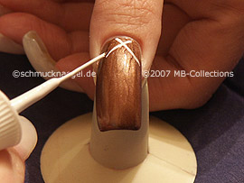 nail art liner de color blanco