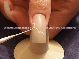 nail art liner de color blanco