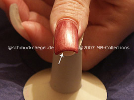 esmalte de color rosa oscuro