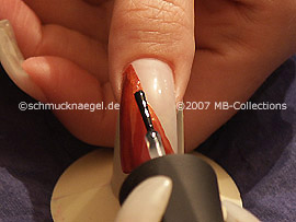spot-swirl, esmalte transparente y piedras strass