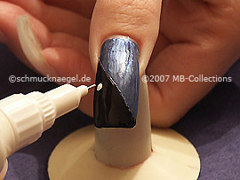 nail art pens de color blanco y plata