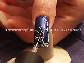 esmalte transparente, spot-swirl y piedras strass