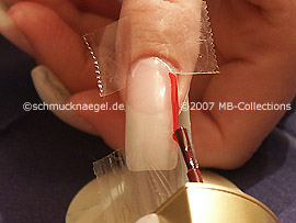 Esmalte de color rojo