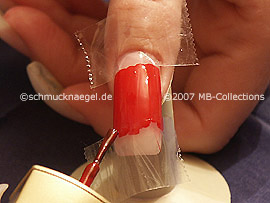 Esmalte de color rojo
