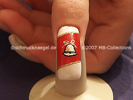 Al fin utilice el esmalte transparente