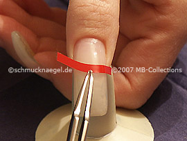 Pinzeta y plantilla para manicura francesa