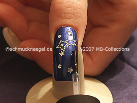 Al fin utilice el esmalte transparente
