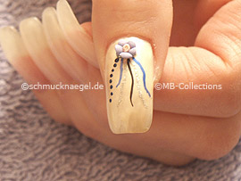 Nail art pen in the colour dark-blue