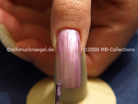 Nail lacquer in the colour purple