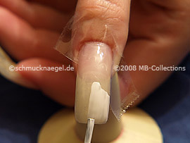 Nail lacquer in the colour white