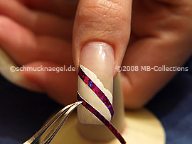 Hologram foil and the tweezers