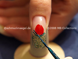 Nail art liner in the colour dark green
