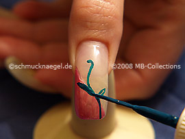 Nail art liner in the colour dark green