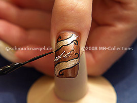 Nail art liner in the colour black