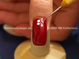 Nail art pen in the colour white
