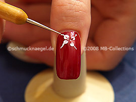 Nail art pen in the colour white